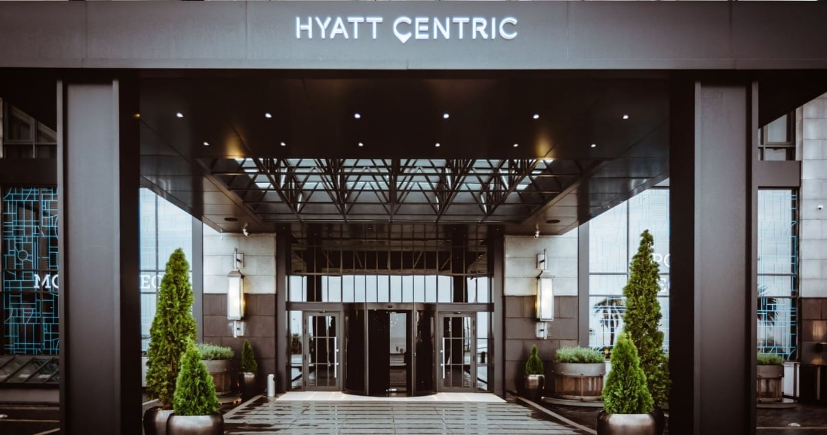 HYATT 